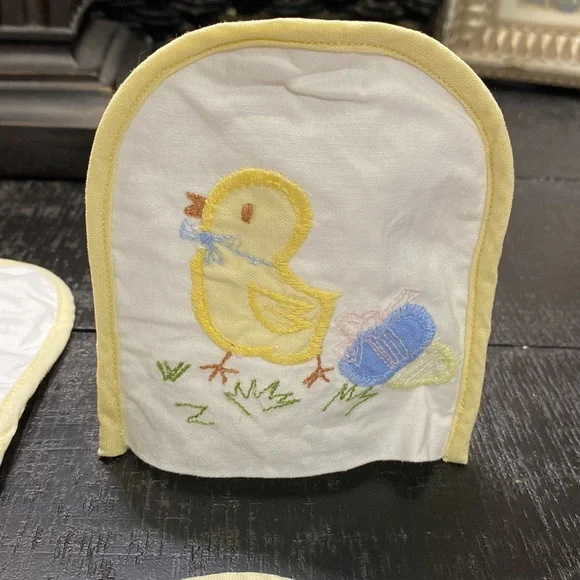 4 Appliquéd & Embroidered Vintage Cozies! - Picture 5 of 5